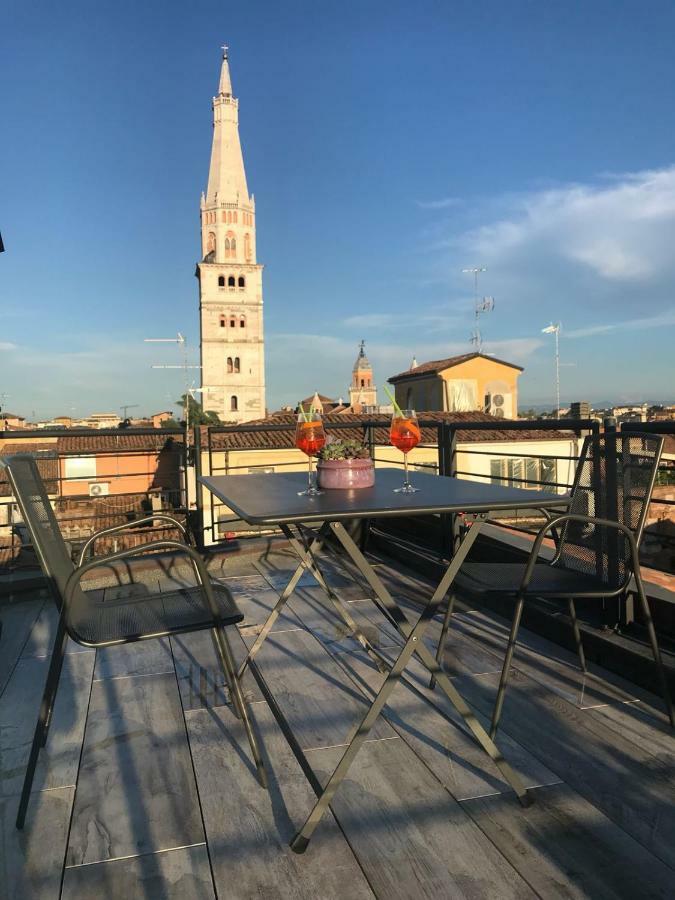 Modena Charme Apartment Exterior foto